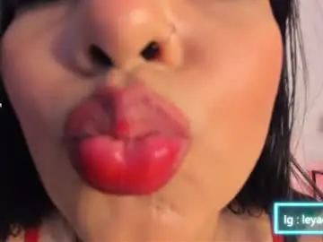 Chaturbate Free Live Porn of leyacopper