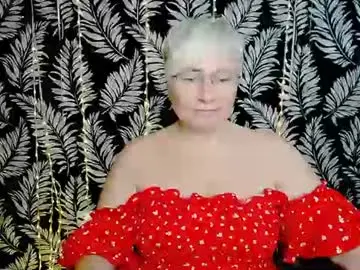 Chaturbate Live Sex Cam of oliviaoskar_
