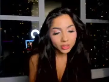 Chaturbate Live Sex Cam of _lyna