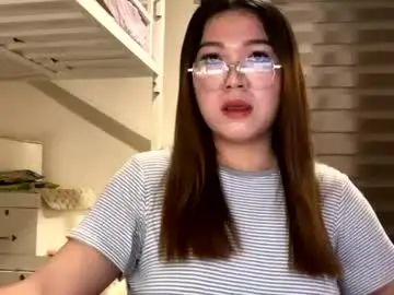 Chaturbate Live Sex Cam of foxieeealona