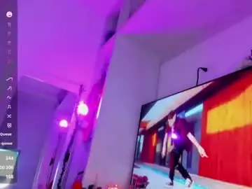 Chaturbate Live Sex Cam of danna_rhodesx
