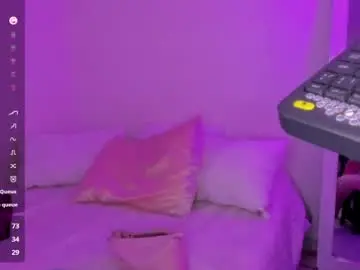 Chaturbate Live Sex Cam of danna_rhodesx