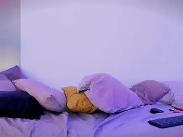 Chaturbate Best live sex cam show of artemiix_