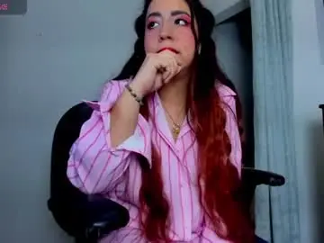 Chaturbate Live Sex Cam of carolinasweet33