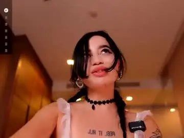 Chaturbate Adult Video Chat of yuna_leen