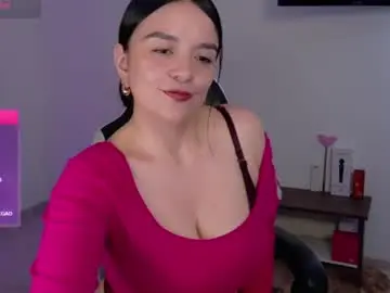 Chaturbate Nude Webcam of victoriahot_23