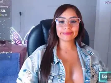 Chaturbate Free Porn Cam of paulina_galvis2700