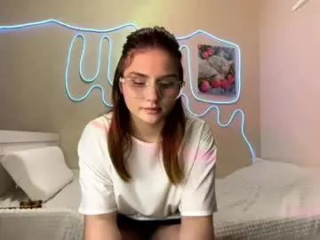 Chaturbate Best live sex cam show of lonisakoda