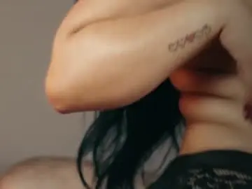 Chaturbate Live Porn of bellafernandez