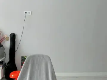 Chaturbate Adult Video Chat of ailey_chao