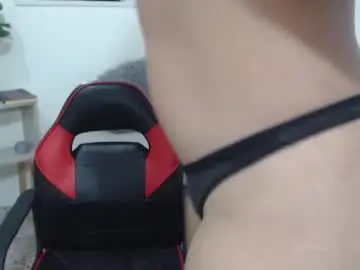 Chaturbate Free Live Porn of alis_montiel