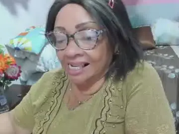 Chaturbate Live Sex Cam of mrs_mommy