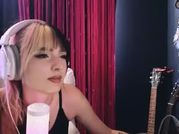 Chaturbate Watch Live Sex Cams of avi_nile