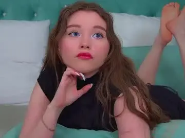 Chaturbate Live Sex Cam of keiraace