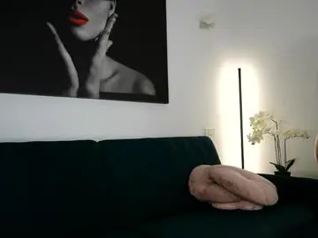 Chaturbate Best live sex cam show of izy_bellee