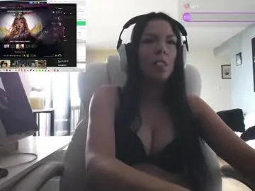 Chaturbate Watch Live Sex Cams of tinykylie