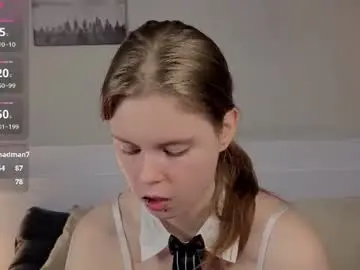 Chaturbate Adult Video Chat of lyucy
