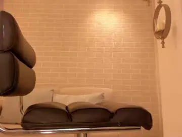 Chaturbate Live Sex Cam of christineford1
