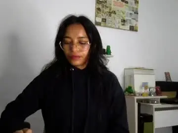 Chaturbate Live Sex Cam of alia_lombardi