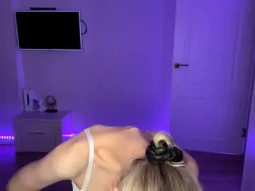 Chaturbate Live Sex of seasonhamiss