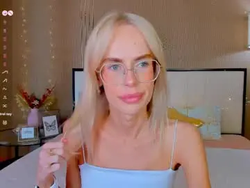 Chaturbate Free Live Porn of bellatip