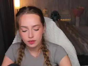 Chaturbate Live Sex Cam of hottease_pvt