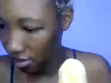 Chaturbate Live Sex Cam of sweet_pussy04