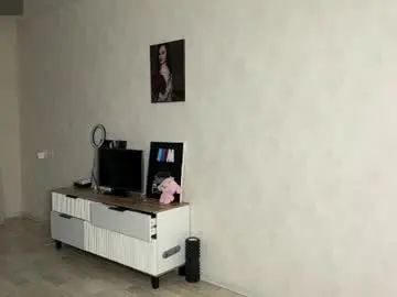 Chaturbate Live Sex Cam of bettydaniel1