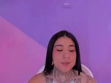 Chaturbate Live Sex Cam of adri_tatto_