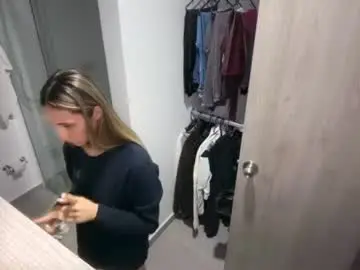 Chaturbate Live Sex Cam of pinkilola