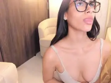 Chaturbate Watch Live Sex Cams of imsaraah
