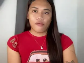 Chaturbate Live Sex Cam of bad_kitty_amara