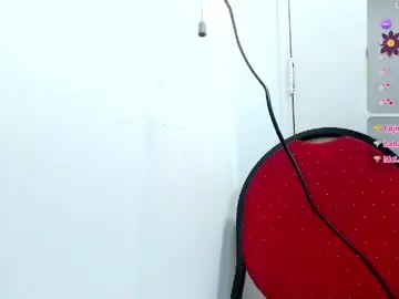 Chaturbate Live Sex Cam of katherinn_gomezz