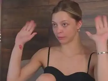 Chaturbate Best live sex cam show of emilielong