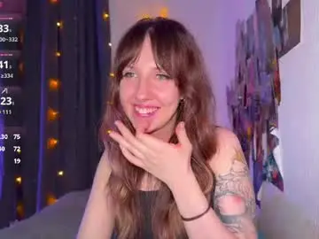 Chaturbate Live Sex Cam of violettmo0n