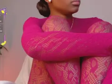 Chaturbate Best live sex cam show of ahvi_ebony