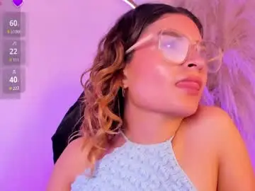 Chaturbate Free Porn Cam of emilyjonesss_