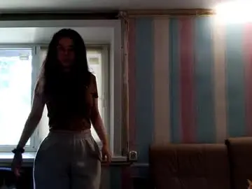 Chaturbate Live Sex Cam of mellieyamazaki