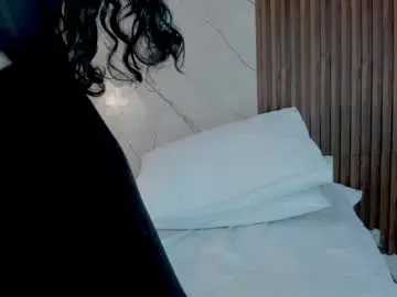 Chaturbate Free Porn Cam of scarlet__rose_