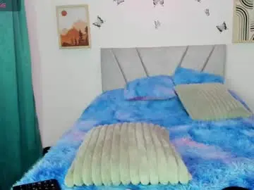 Chaturbate Free Live Porn of megamwhithee
