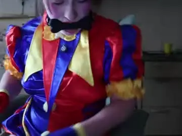 Chaturbate Free Porn Cam of elsasquirt