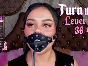 Chaturbate Free Live Porn of soffiqueen