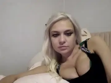 Chaturbate Sex Cam of ashleymaddyyyy647935