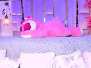 Chaturbate Best live sex cam show of naomii_star