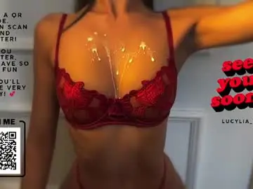 Chaturbate Adult Video Chat of lucylia_