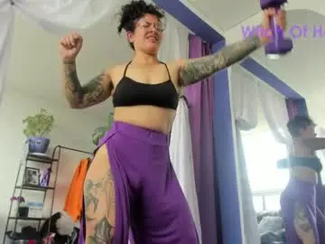 Chaturbate Free Porn Cam of witchofhearts