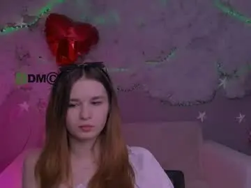 Chaturbate Live Sex Cam of alessiaarouge