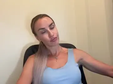 Chaturbate Sex Chat of nyxelia_