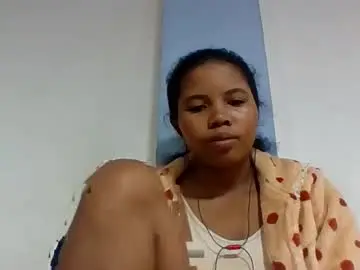 Chaturbate Nude Webcam of alydie7