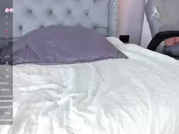 Chaturbate Best live sex cam show of alexamora__